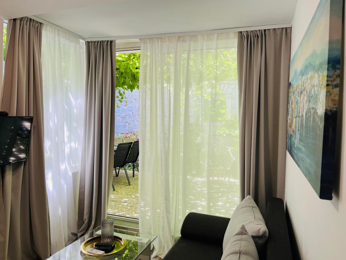 Apartment Stari Dvor คาชเตลา ภายนอก รูปภาพ