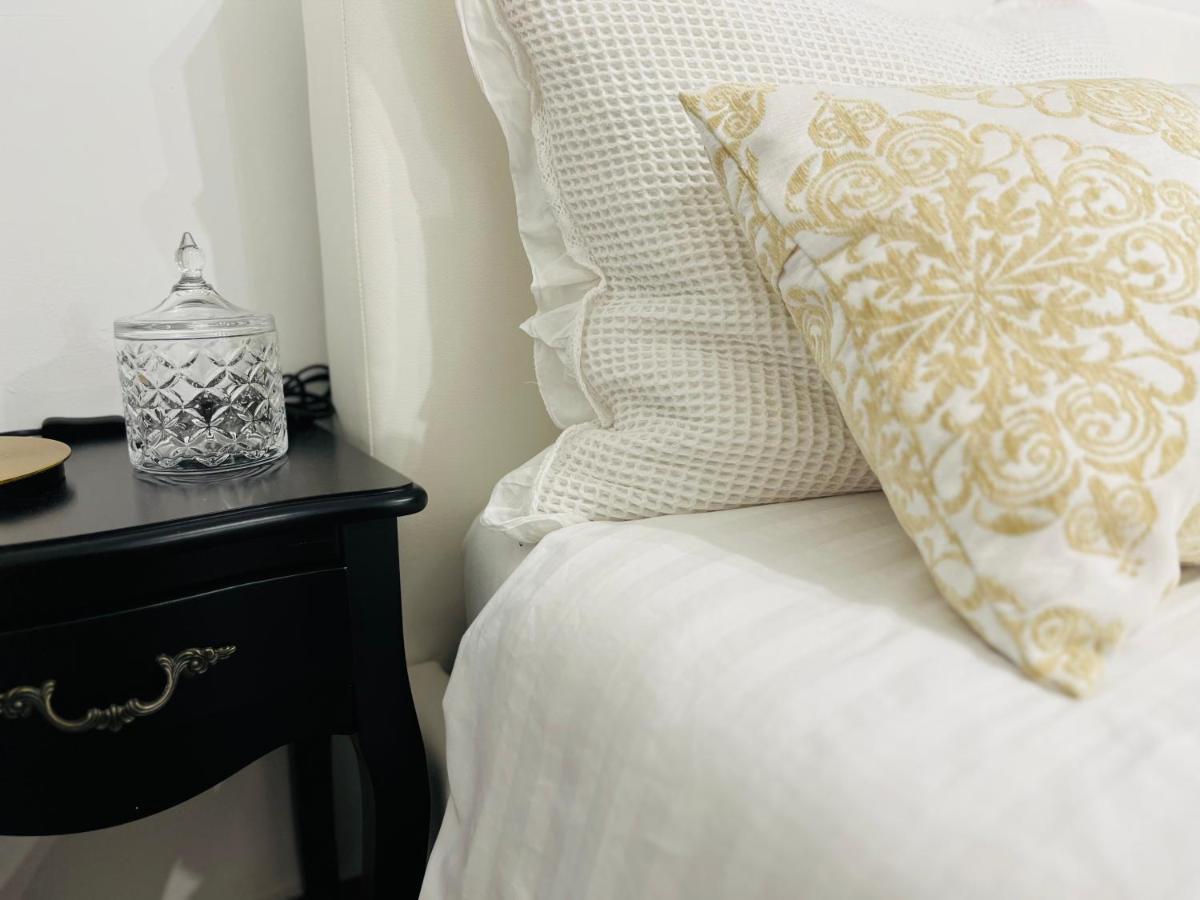 Apartment Stari Dvor คาชเตลา ภายนอก รูปภาพ