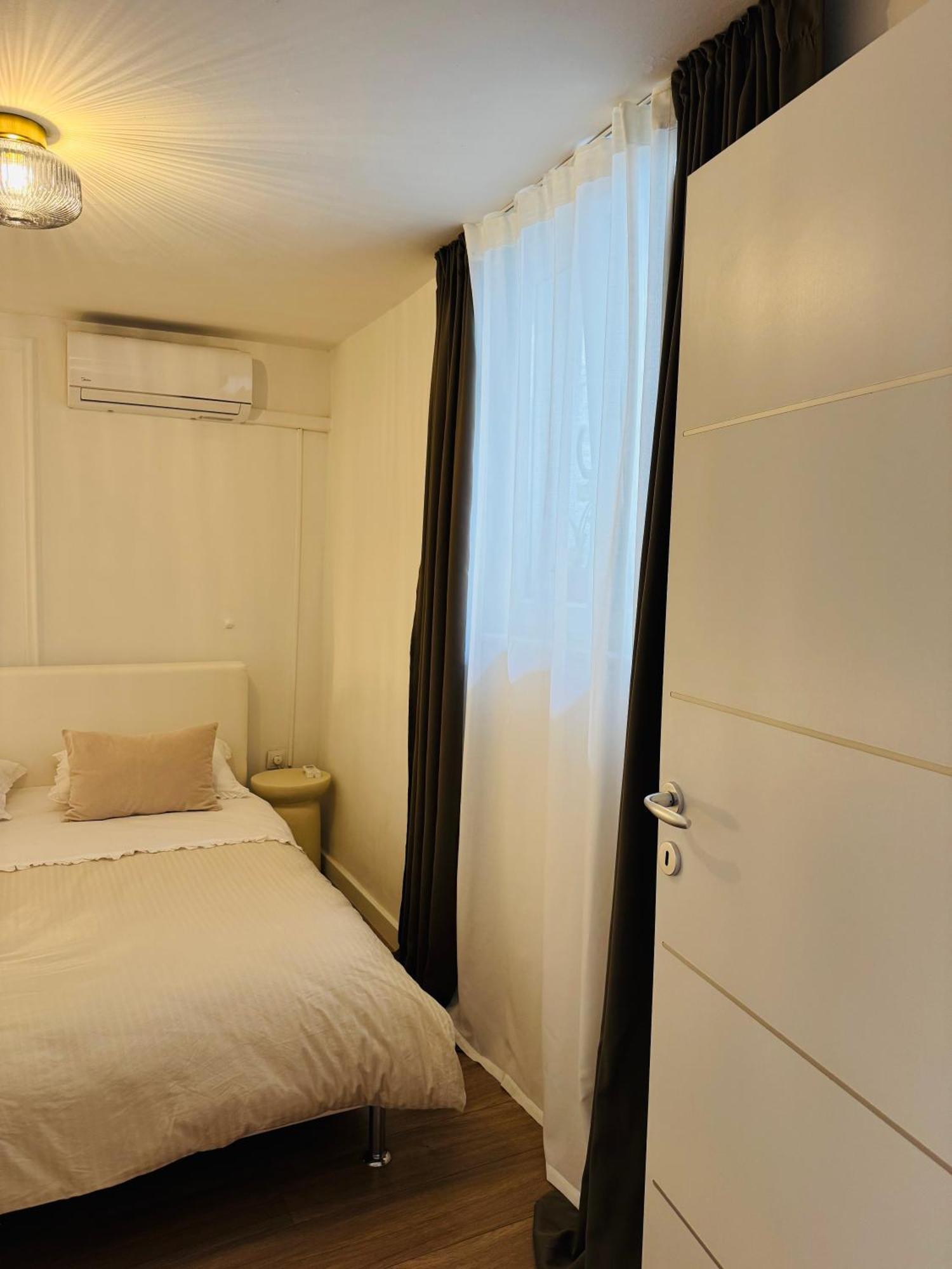 Apartment Stari Dvor คาชเตลา ภายนอก รูปภาพ